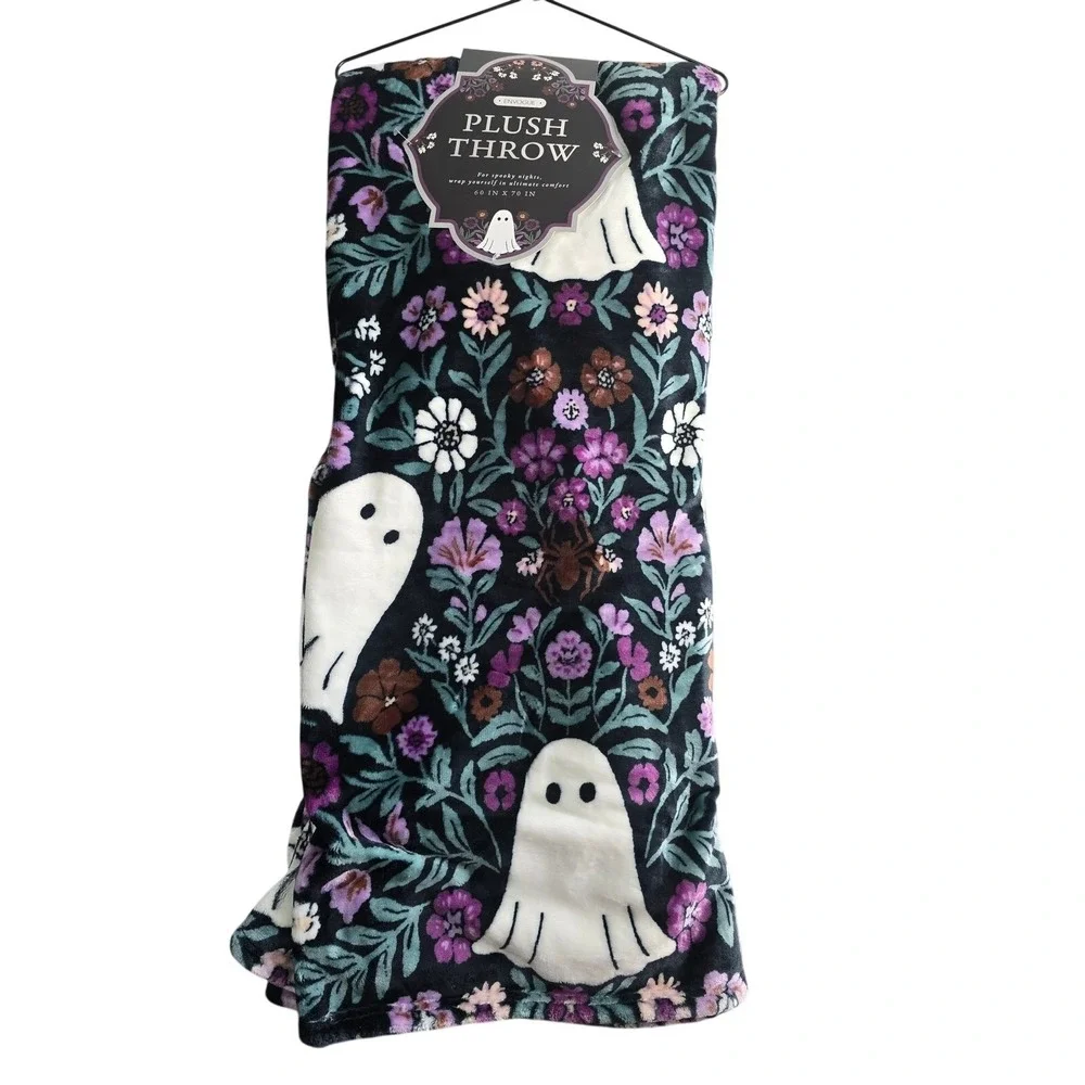 EnVogue Ghost Floral Plush Throw Blanket 60x70 Halloween NWT Cozy